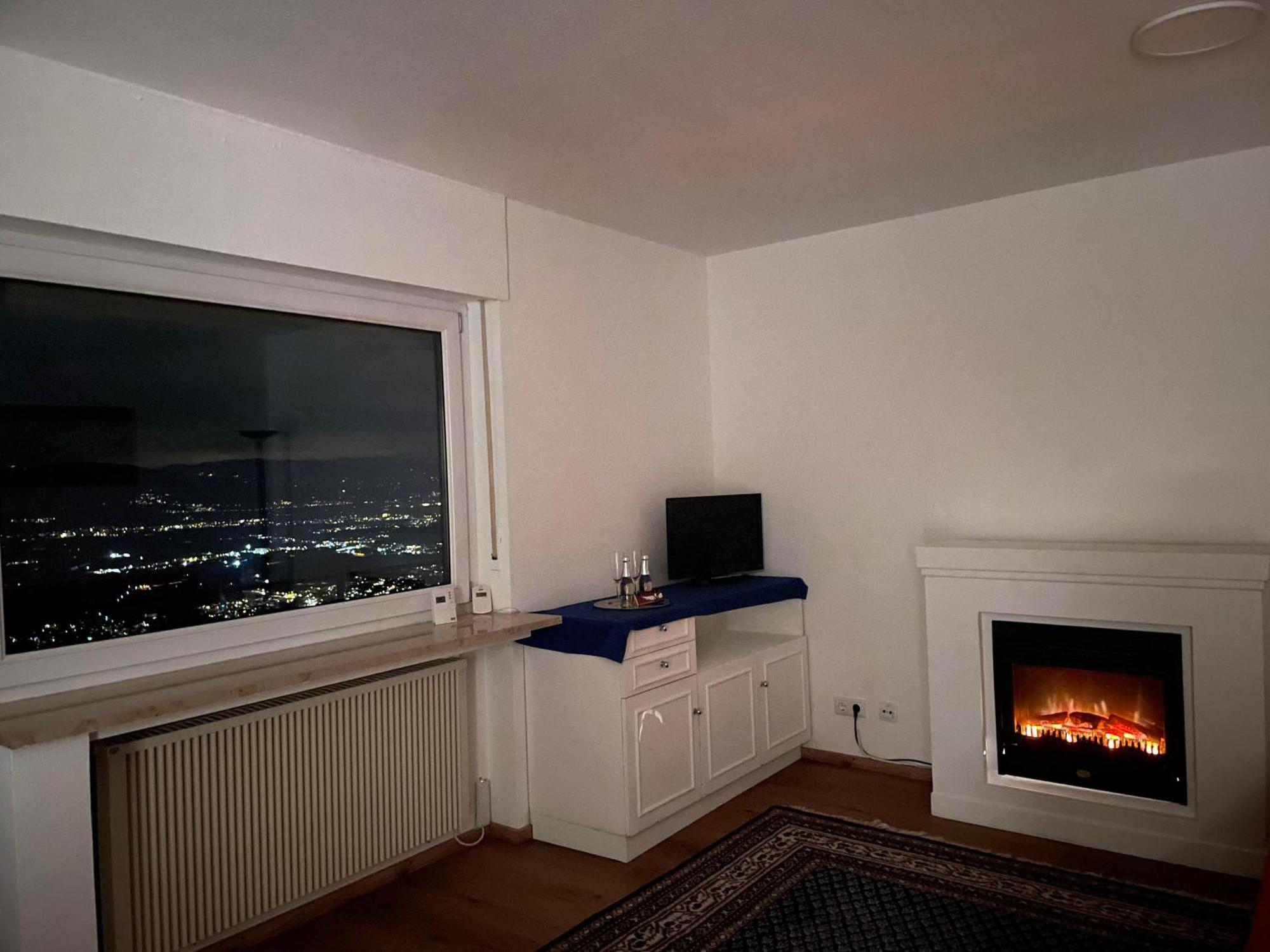 Gemuetliche Wohnung Mit Talblick Batschuns Esterno foto